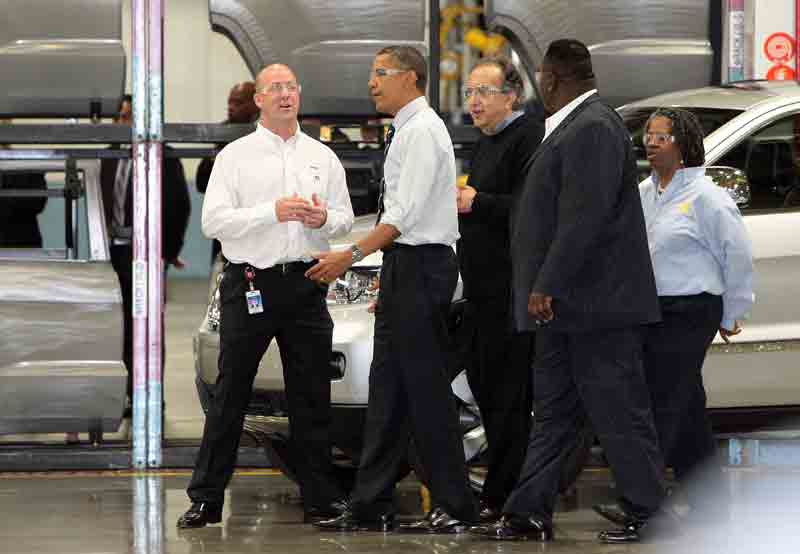 Barak Obama et Sergio Marchionne visitent l'usine Chrysler Jefferson North de Détroit
