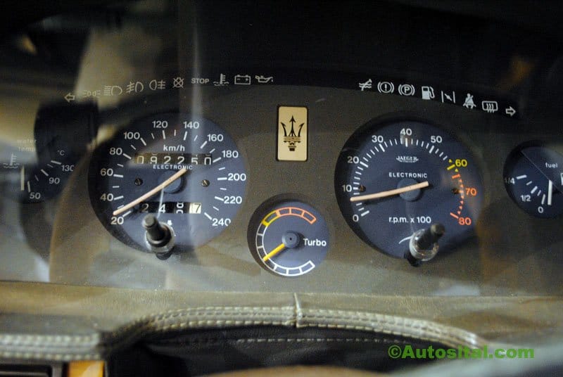 Rétromobile 2011 : Maserati 222 Biturbo de 1989