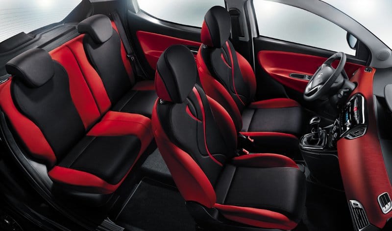 Lancia Ypsilon Black & Red (2011)
