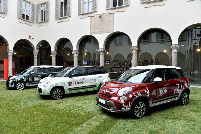Livraison des quinze premières Fiat 500L pour l'Expo 2015