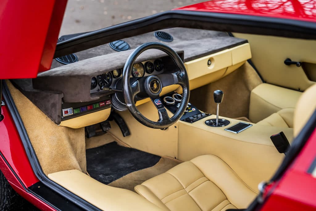 Lamborghini Countach LP400 - RM-Sotheby's Paris 2021