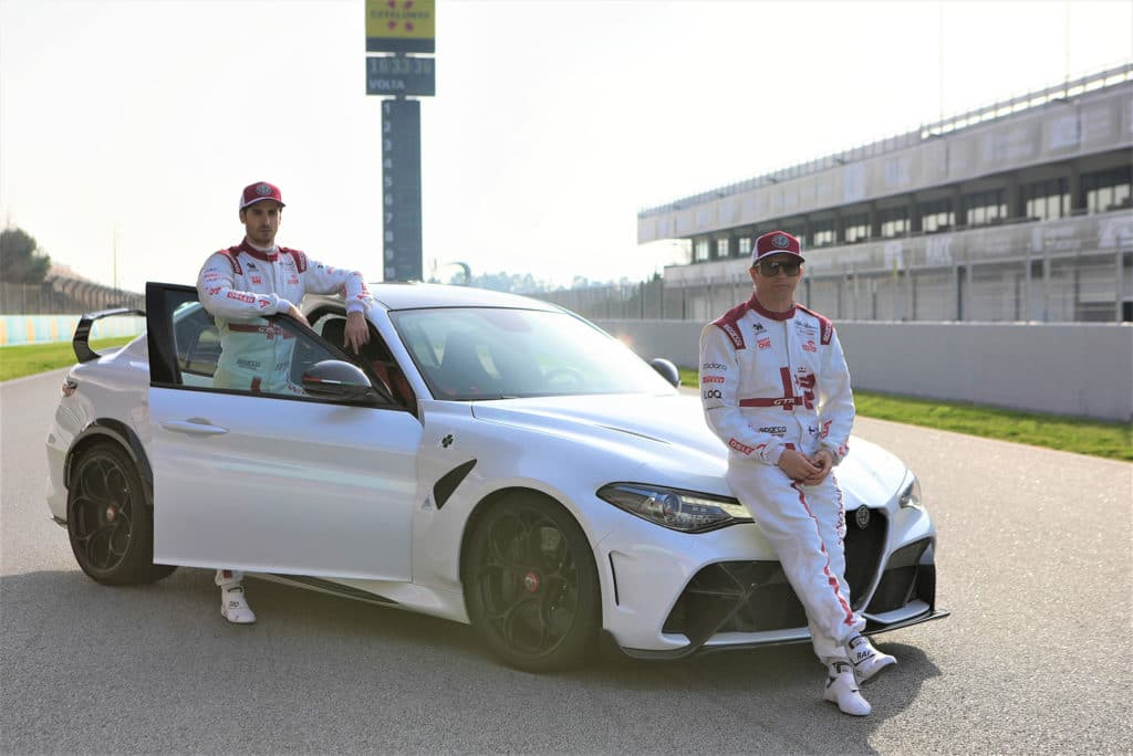 Les pilotes de l'écurie Alfa Romeo Racing ORLEN de F1 porteront les couleurs des Giulia GTA et GTAm