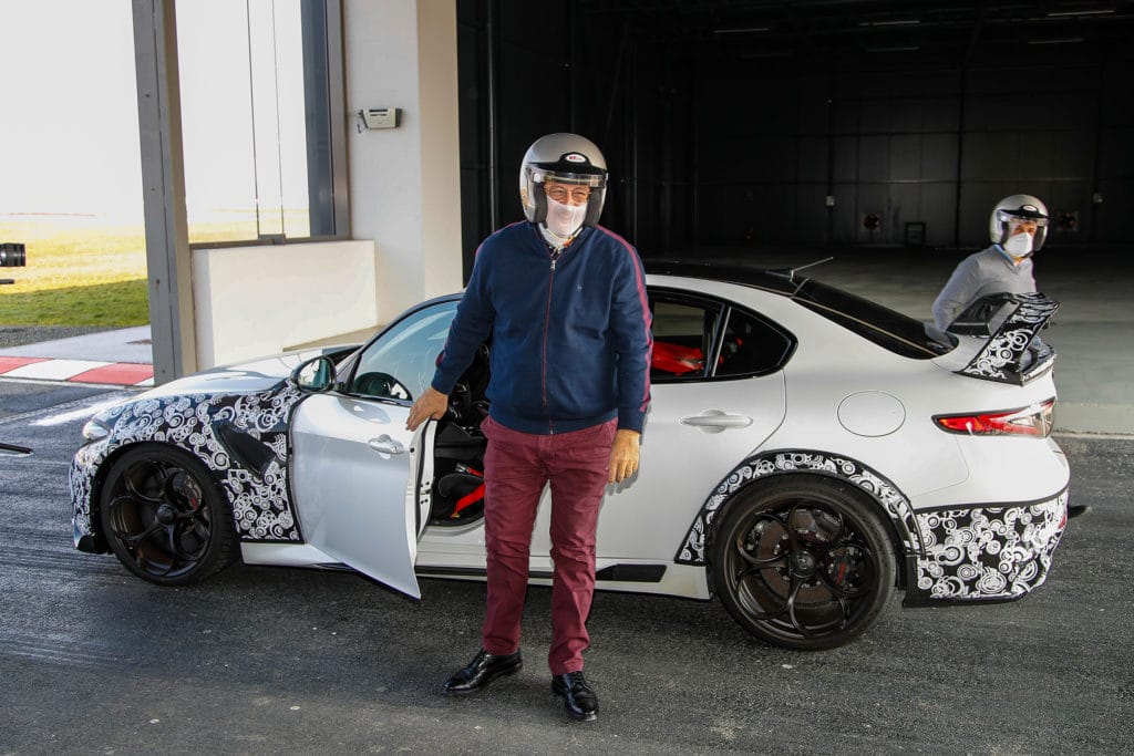 Jean-Philippe Imparato, nouveau patron d'Alfa Romeo, au volant de la Giulia GTA à Balocco